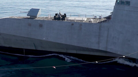 USS Carl Vinson (CVN 70) Conducts Replenishment At Sea With USS Cincinnati (LCS 10)