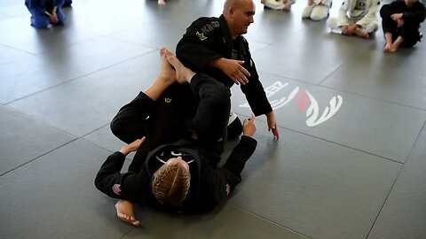 X-GUARD CONTROL DETAILS & SWEEP BACKWARDS - JUAN PABLO GARCIA