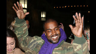 Kanye West praying for Issa Rae after SNL skit