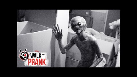 Aliens | Walk the Prank | Disney XD