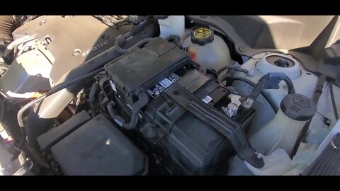 5 Min. Video How To: Chevy Equinox battery replacement (computer on the side)