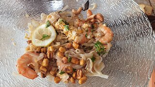 Pad thai