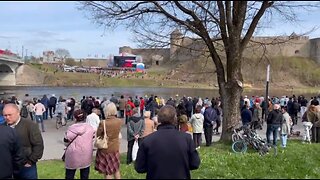 Estonia: Narva residents at the border with Russia watch a concert in honor of May 9