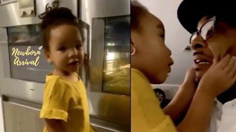 T.I. Helps Daughter Heiress Bake A Birthday Cake! 🎂