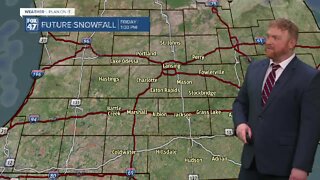 Tracking even more accumulating snow Sunday into Monday