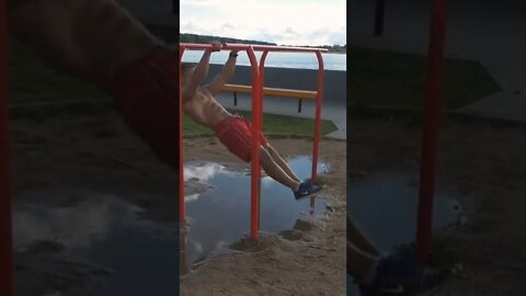 EXTREME FRONT LEVER OVER THE POOL 🤯 (CALISTHENICS)