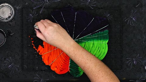 Tie Dye Tutorials - Halloween Colors Spider Design