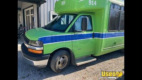 2014 26' Chevrolet 4500G Express Shuttle Bus with Wheelchair Lift for Sale in Ohio