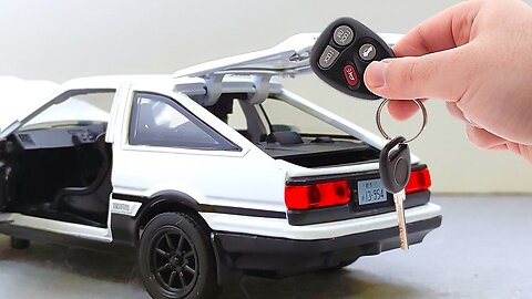 Toyota Corolla AE86 1:32 Scale Unboxing and Review - Diecast Model Car