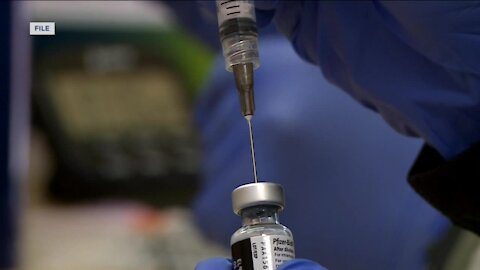 Here is how many health care workers are vaccinated at Milwaukee area hospitals