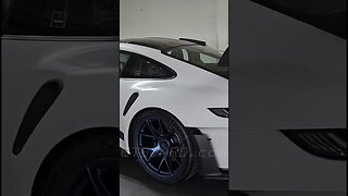 😱Matte White Porsche 911 GT3 RS Weissach Package with Indigo Blue Wheels at Autoshield Sweden 💯