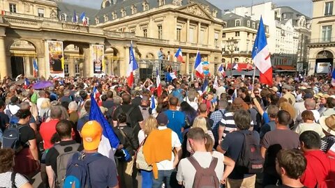 La manifestation qui n’a pas eu lieu selon la chaine LCI - Le 03 Septembre 2022 à Paris - Vidéo 18