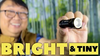 FOLOMOV Super Light Pocket EDC Flashlight