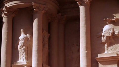 Documentary: The Mystery of the Ancient City of Petra 14