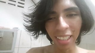 Eu odeio meu cabelo e minha vida