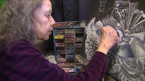 Denver artist doesn't let rheumatoid arthritis hinder her passion