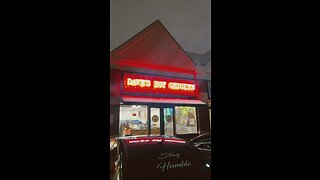 Trying Dave’s Hot Chicken( Milwaukee WI)