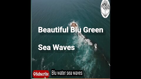 Green sea waves