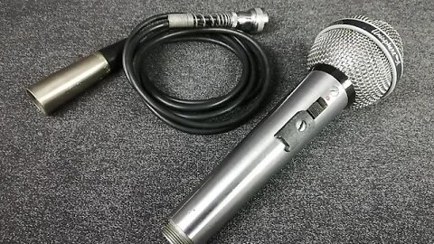 Guitar Recording: Shure 585SA Unisphere A (1970) vs Shure Sm57 (2018) (in this order)