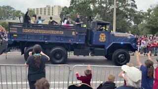 Families crowd Bayshore Boulevard for the annual Children's Gasparilla Parade