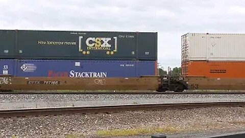 CSX I010 Intermodal Double-Stack Train from Fostoria, Ohio July 26, 2022
