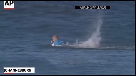 Surfer Fights Shark UNDERWATER During Competition, Wins