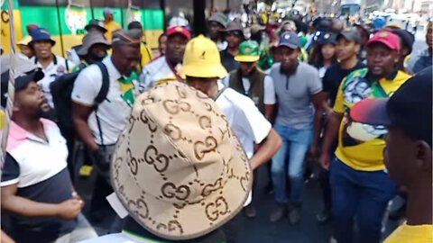 ANC members outside Lutuli House, wait for DA members marching against loadshedding