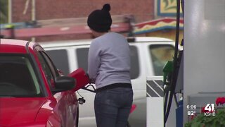 Kansas City experts explain how rising gas prices could impact summer travel