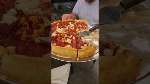 Giordano's Deep Dish Pizza! - Part 2