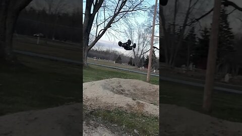 So greasy!! Outcast 4s nailing some perfect backflips.