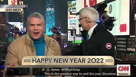 Anderson Cooper New Years interveiw goes off the rails about NYC Mayor deblassio