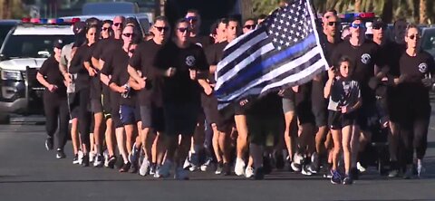 10-year-old girl runs mile on Las Vegas Strip in honor of fallen LVMPD officer