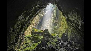 Largest Cave in The World, With It's own Whether System.