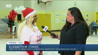 Northcott Neighborhood House gives away free Thanksgiving Day meals