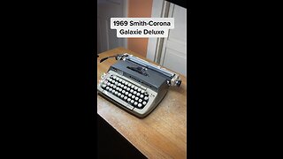 1969 Smith-Corona Galaxie Deluxe vintage portable typewriter function test