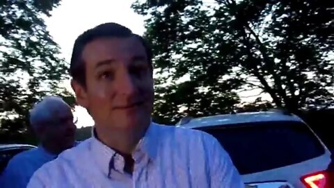 Senator Ted cruz answers Press question as he leaves his Andover ma event 5-30-2015