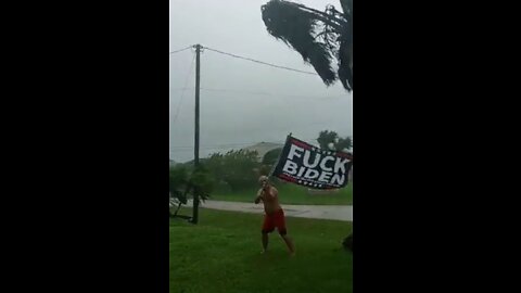 Cat 4 Hurricane Ian slams into South Florida.