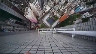 Daredevil Does Crazy Parkour Stunt On Skyscraper Ledges