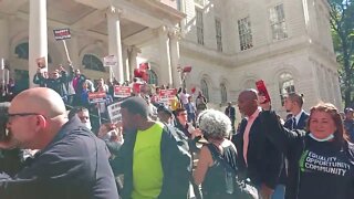 The #haltsolitary Rally City Hall Steps hosted by @FreedomAgendaNY COUNTERPROTEST BY NYC COBA 9/28