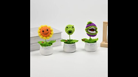 Hand-Knitted Sunflower/Pea/Cannibal Flower Potted Plant