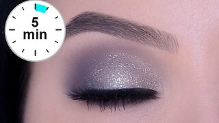 5 MINUTE EASY Glitter Smokey Eye Makeup Tutorial | Maven Beauty