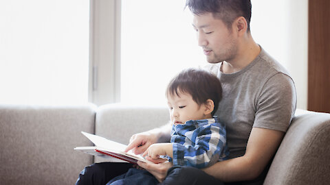 Baby Says "Mama" as First Word After Reading Book About Dad