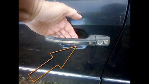 Mercedes Benz W124 - Remove the front door handle DIY