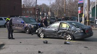 East Cleveland police officer injured after chase ends in crash