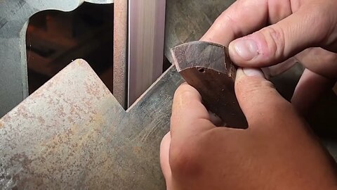 Knife Making: Forging a knife Part 2
