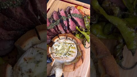 Roasted picanha roast with Brie cheese stuffed bread