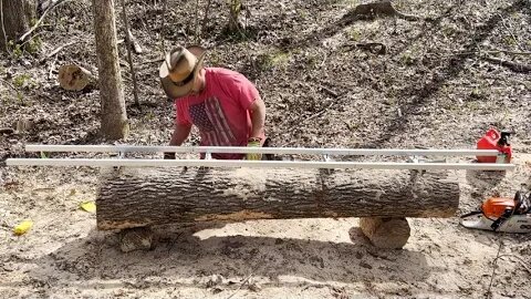 Milling wood and ripping boards with my Stihl chainsaw and an Alaskan Mill!