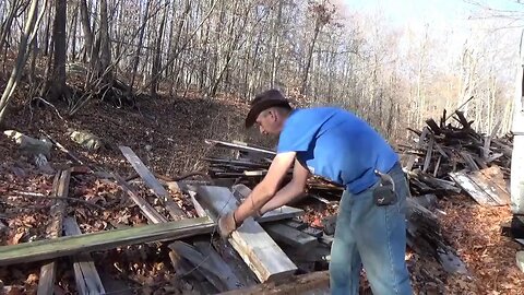 Off Grid Living & Building Greenhouse Raised Beds