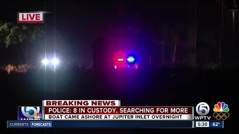 Police search for suspects after boat comes ashore in Jupiter