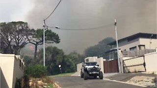 Walmer Estate residents evacuate as fire approaches